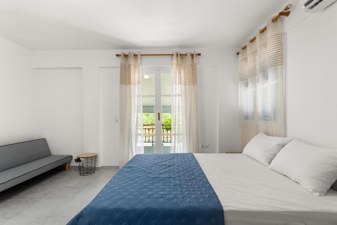 Nikolas Apartments Stoupa Leuktron Buitenkant foto