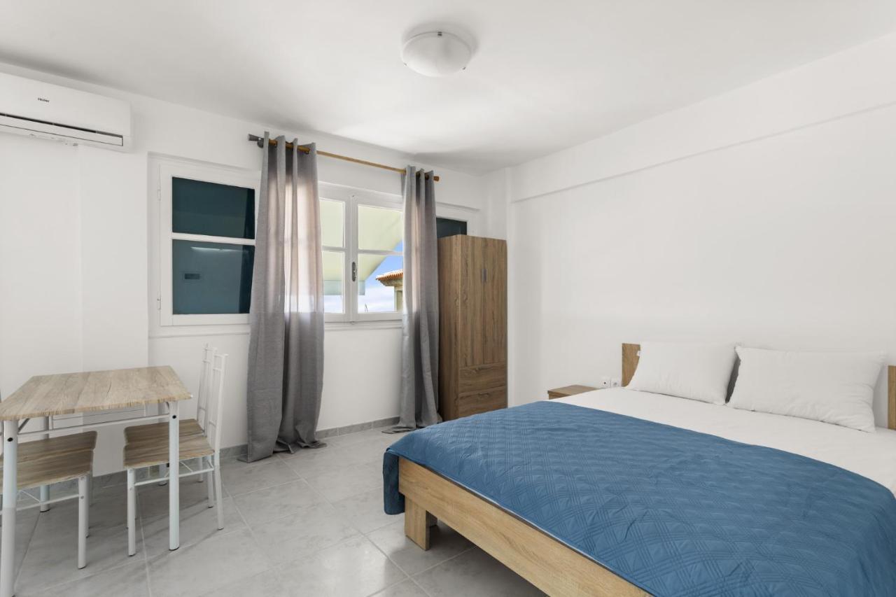 Nikolas Apartments Stoupa Leuktron Buitenkant foto